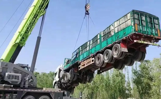 石首道路脱困救援案例